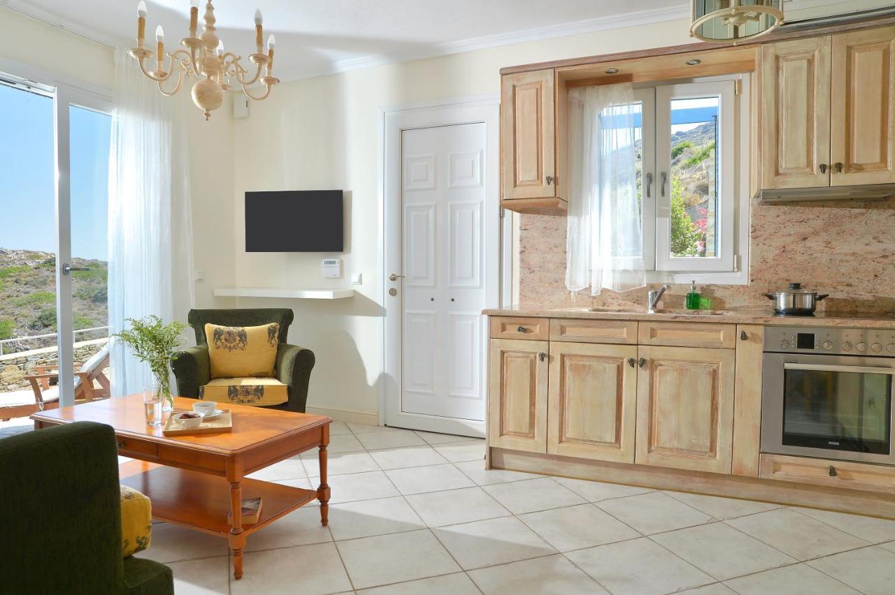 גאווריון Andros Homes Sea Side Apartment & Studio מראה חיצוני תמונה