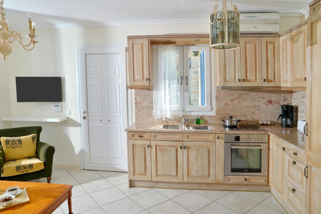 גאווריון Andros Homes Sea Side Apartment & Studio מראה חיצוני תמונה